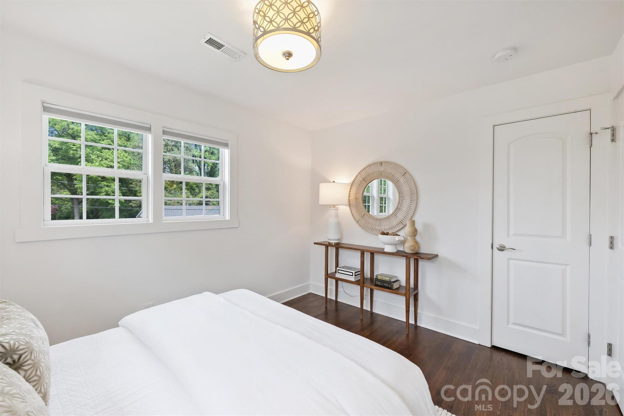 2314 Crestview Drive Charlotte NC 28216