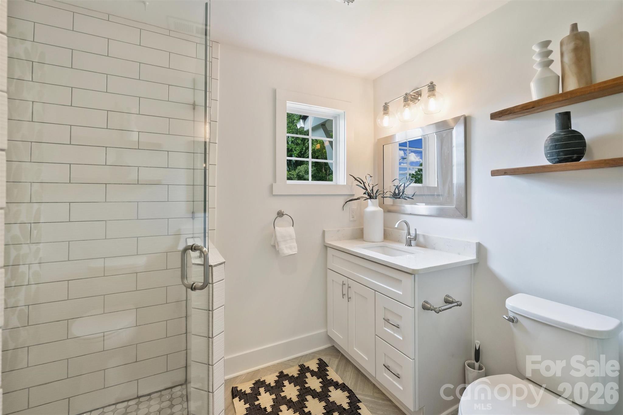 2314 Crestview Drive Charlotte NC 28216