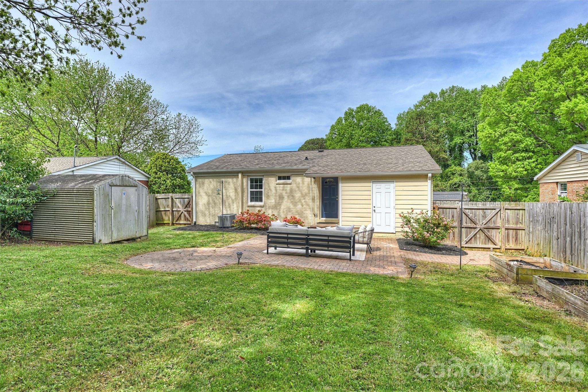 2314 Crestview Drive Charlotte NC 28216