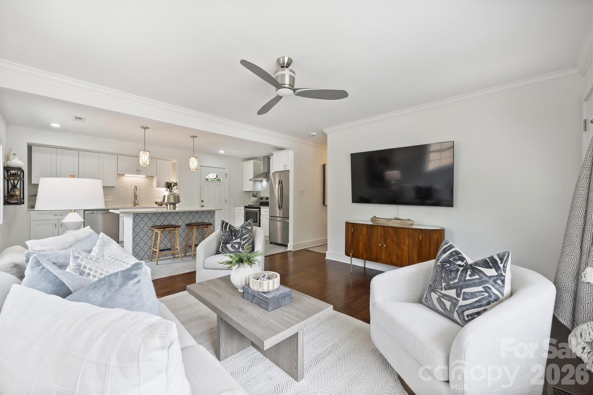 2314 Crestview Drive Charlotte NC 28216