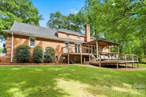 209 Fairway Road Cheraw SC 29520