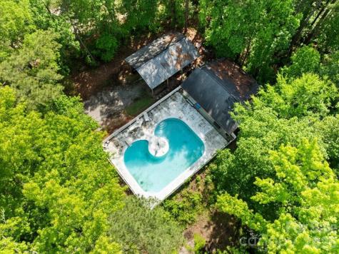 209 Fairway Road Cheraw SC 29520