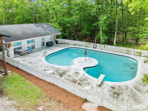 209 Fairway Road Cheraw SC 29520