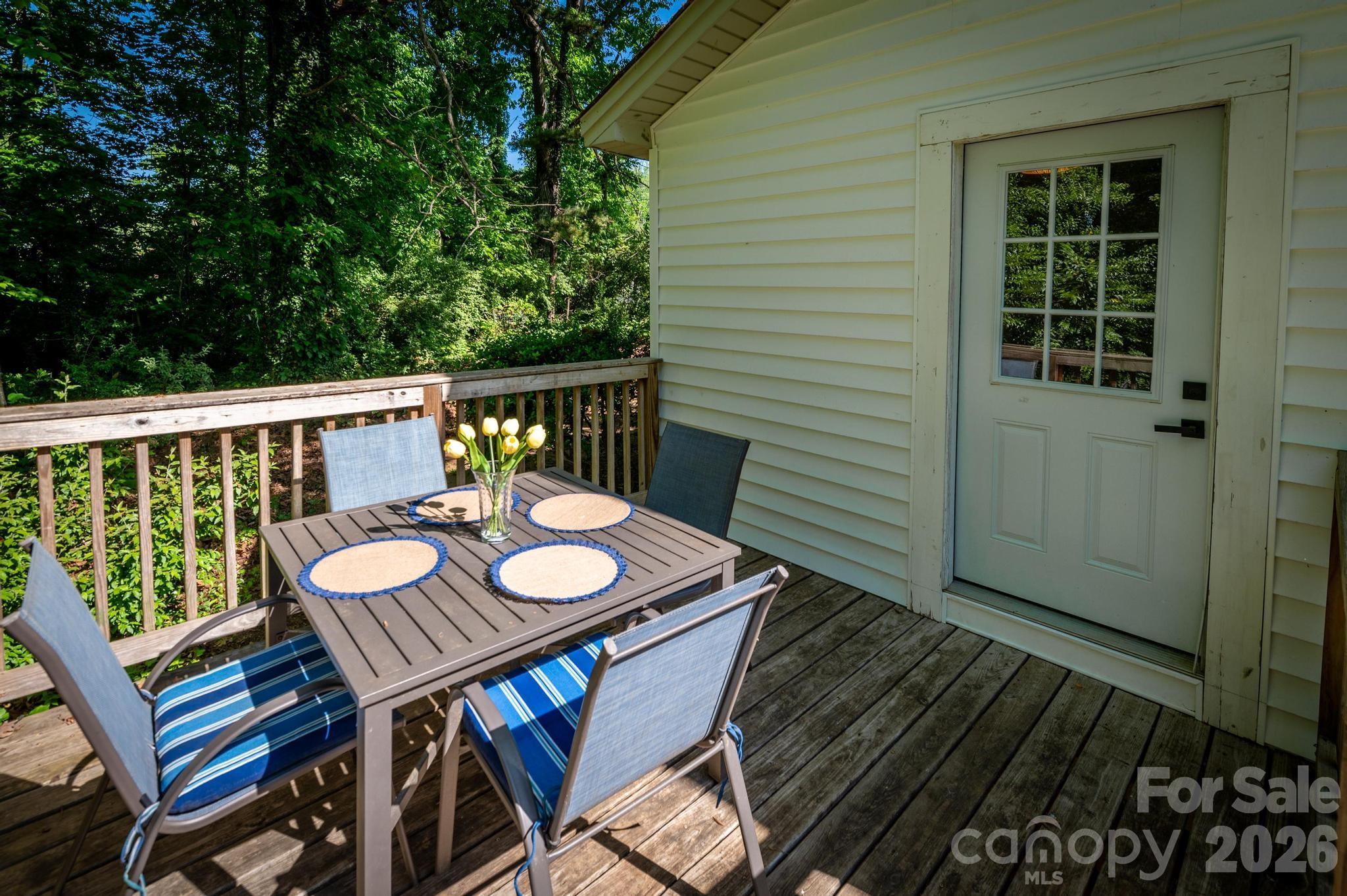 3828 Oakwood Road Charlotte NC 28269