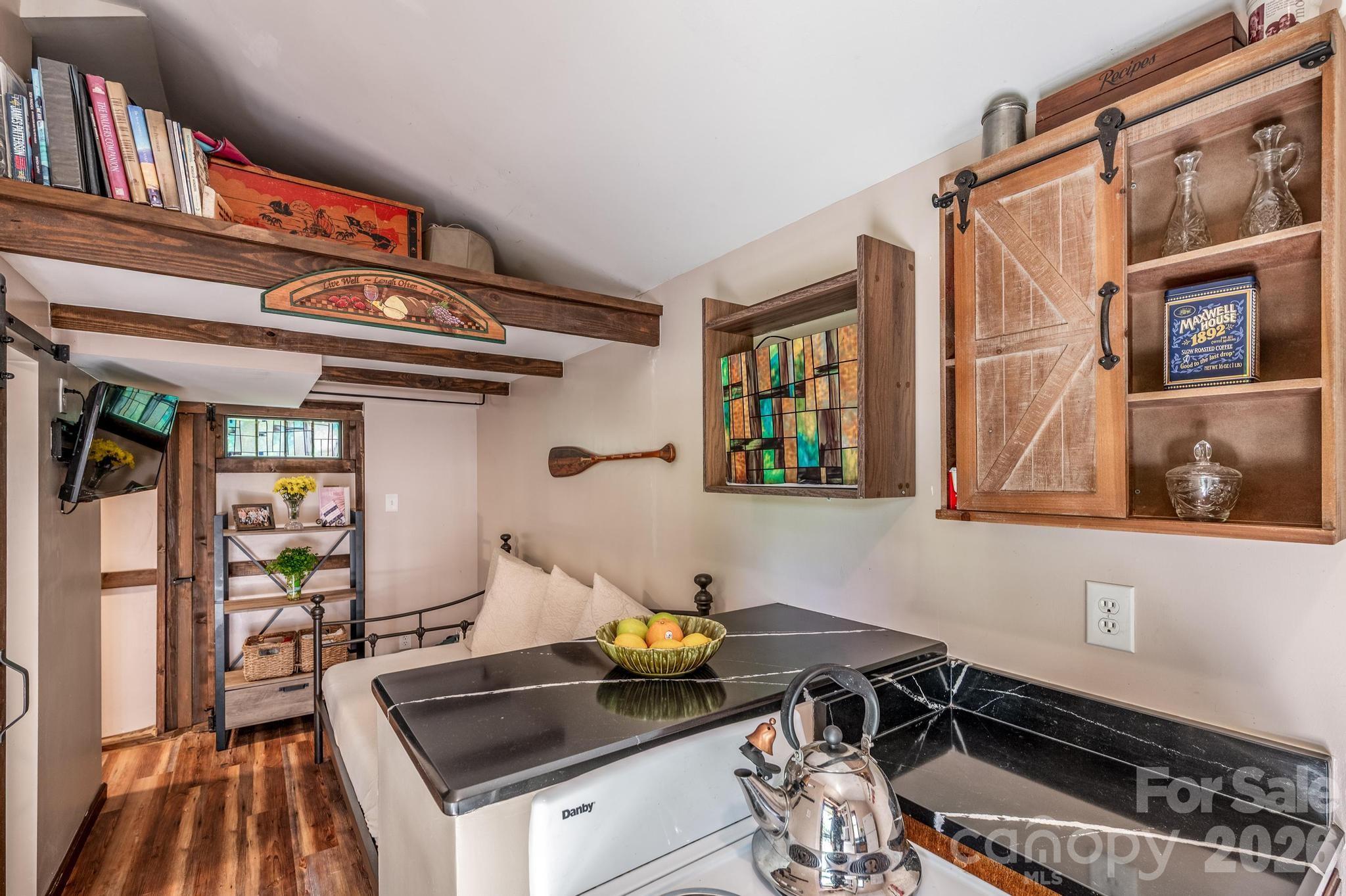 3828 Oakwood Road Charlotte NC 28269