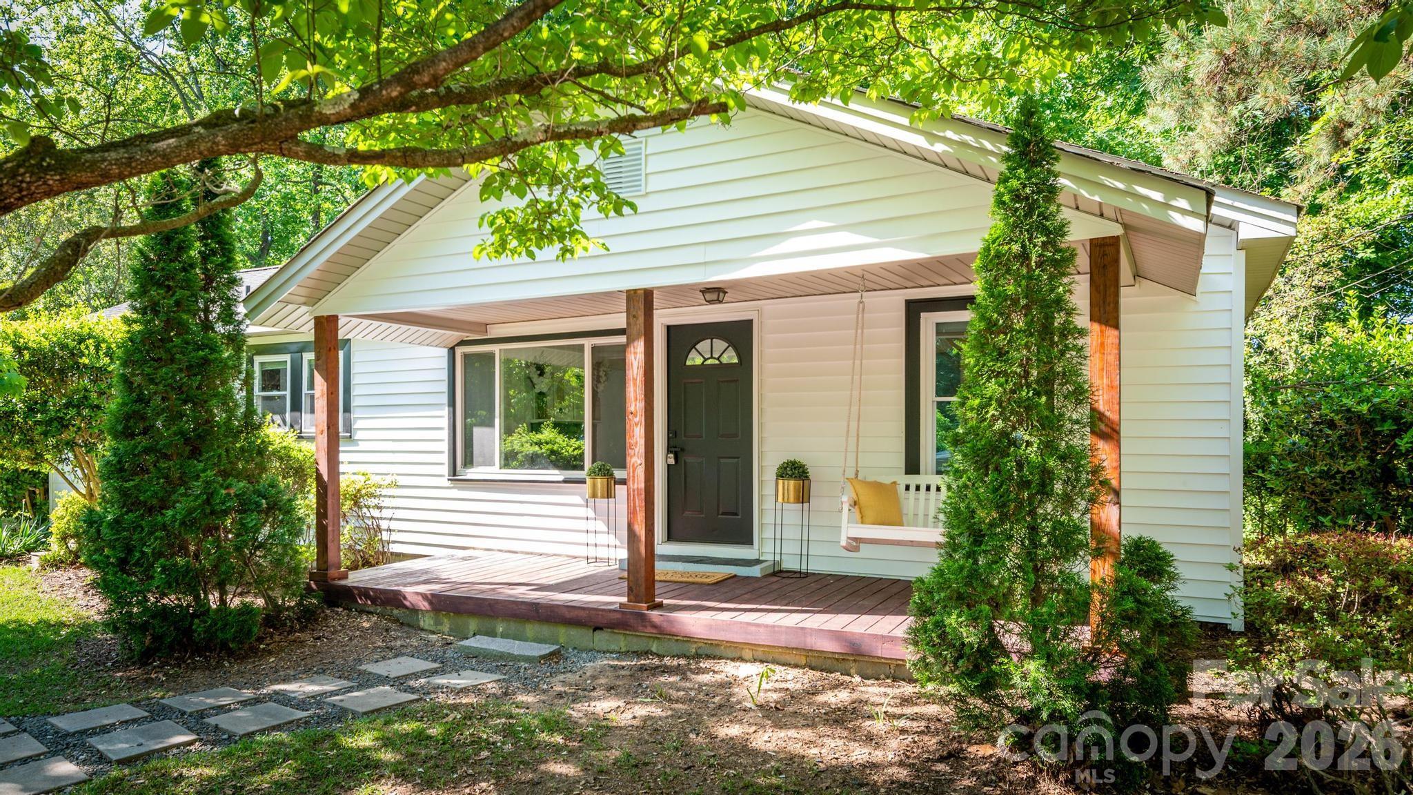 3828 Oakwood Road Charlotte NC 28269