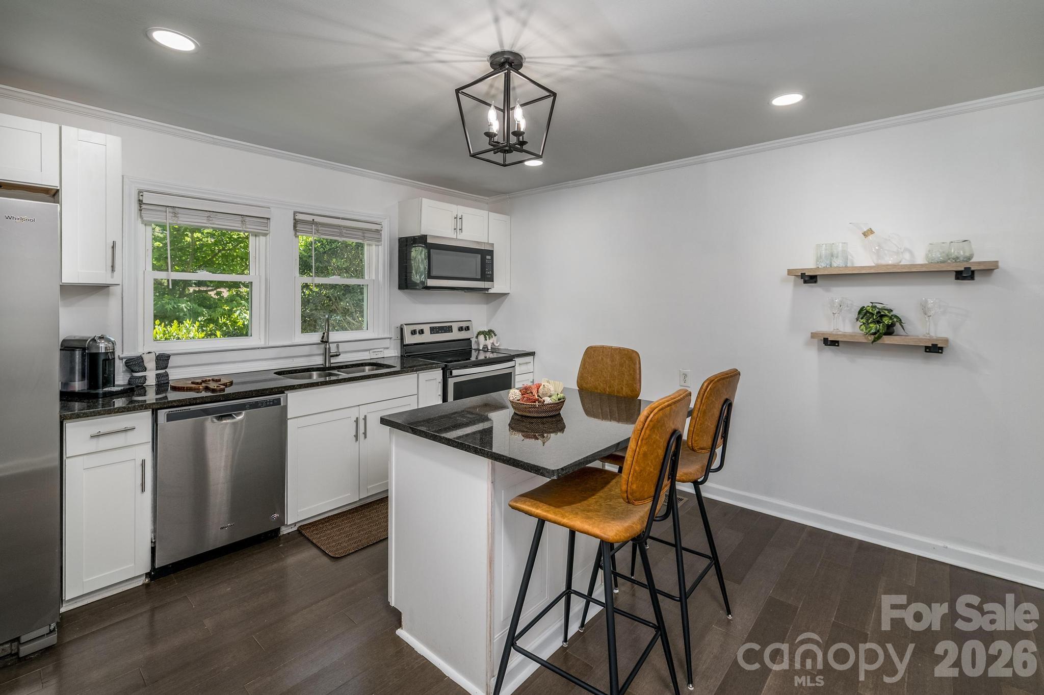 3828 Oakwood Road Charlotte NC 28269