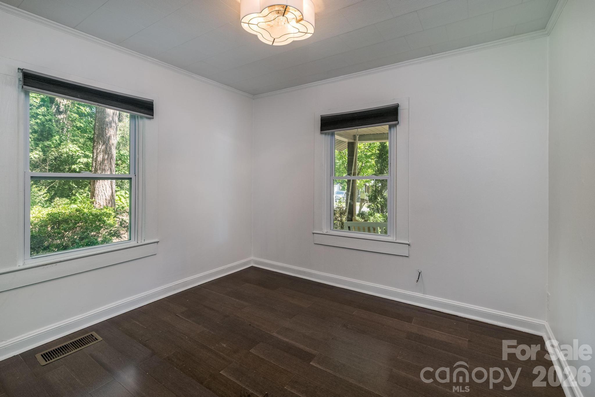 3828 Oakwood Road Charlotte NC 28269