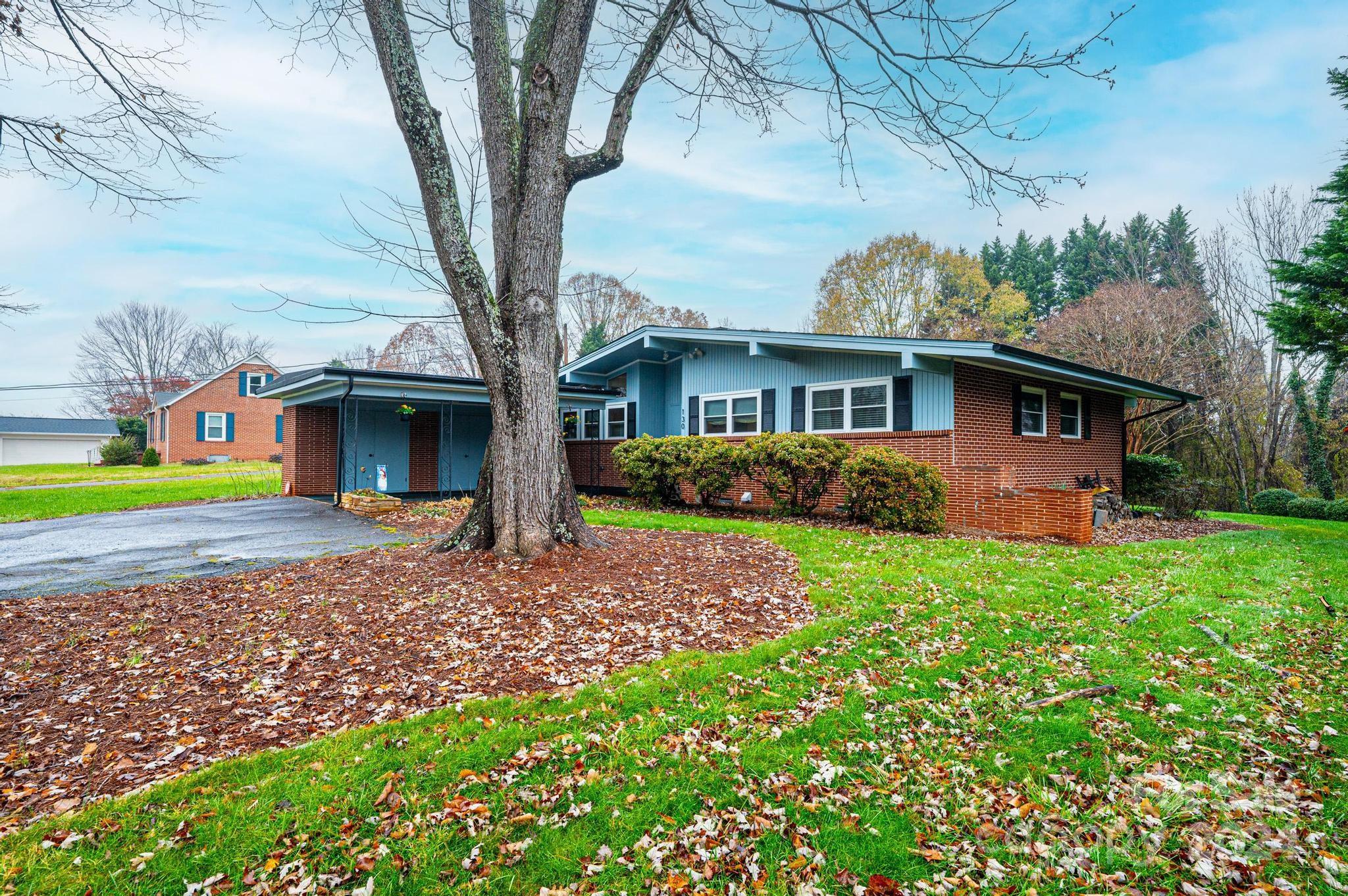 130 21st Avenue NW Hickory NC 28601