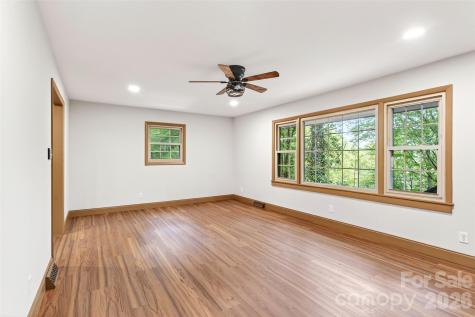 3781 S 226 Highway Bakersville NC 28705