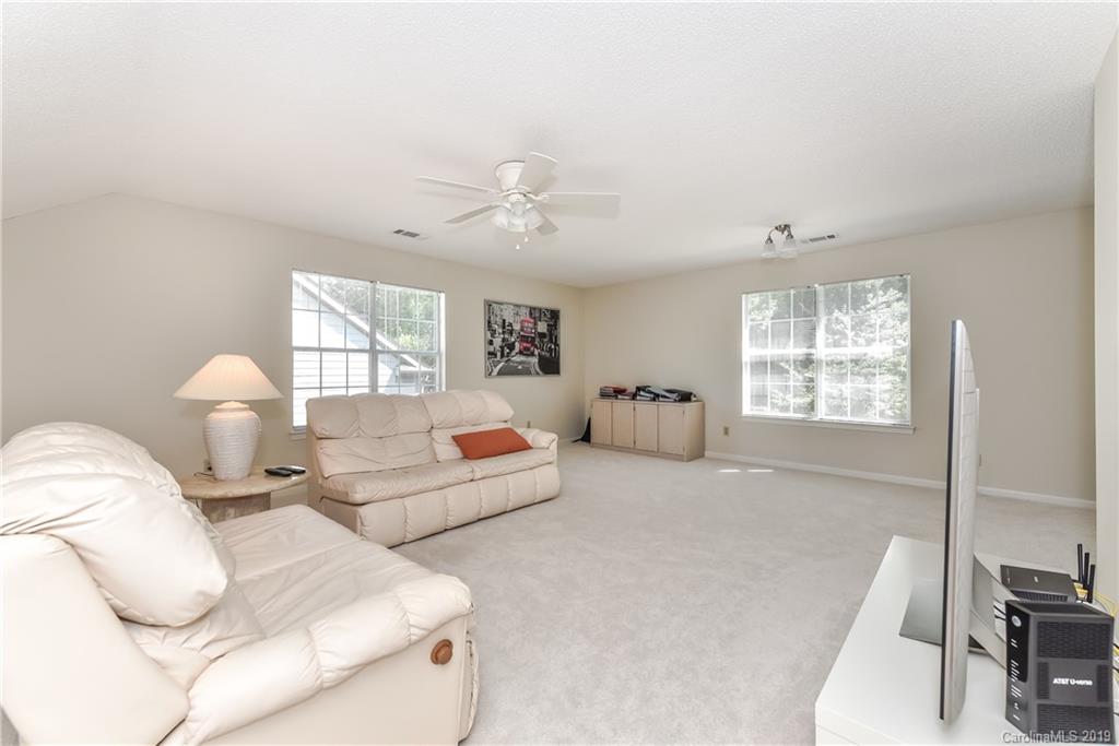 3021 Old Chapel Lane Charlotte NC 28210