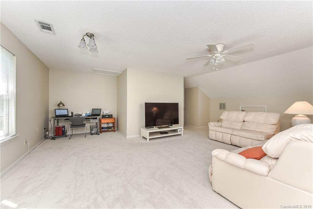 3021 Old Chapel Lane Charlotte NC 28210