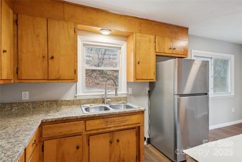 1126 Old Us 70 Highway W Black Mountain NC 28711