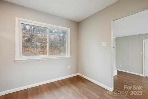 1126 Old Us 70 Highway W Black Mountain NC 28711