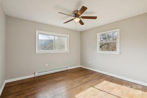 1126 Old Us 70 Highway W Black Mountain NC 28711