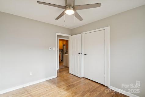 1126 Old Us 70 Highway W Black Mountain NC 28711