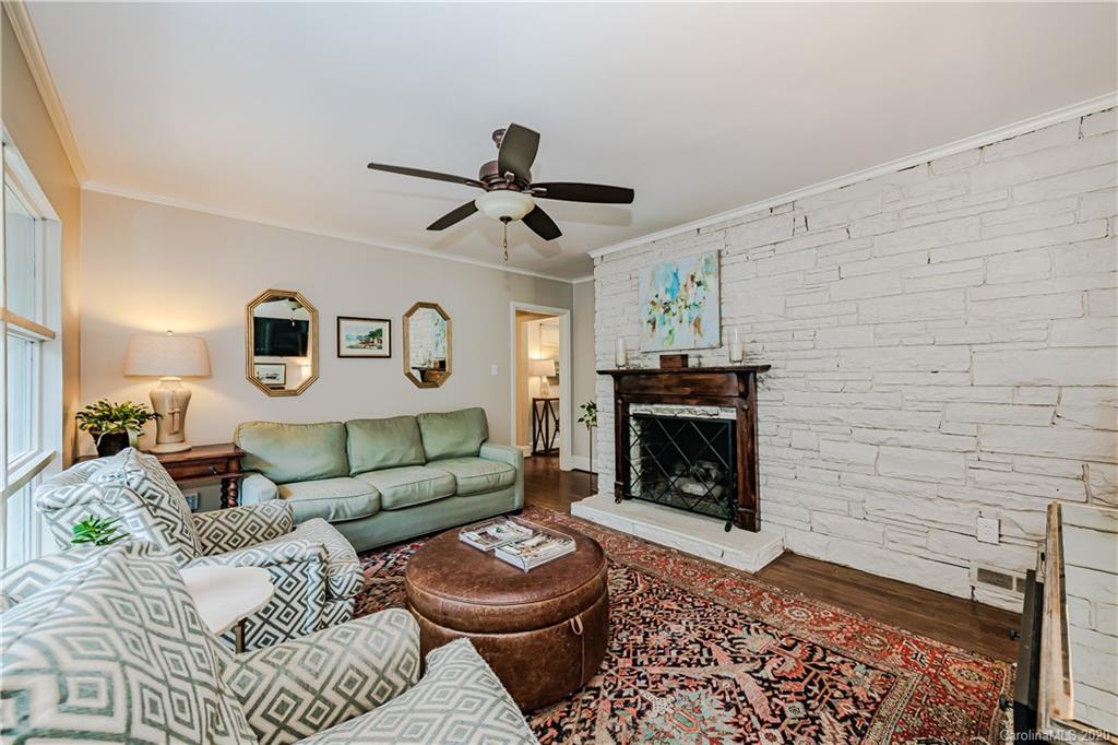 2518 Danbury Street Charlotte NC 28211