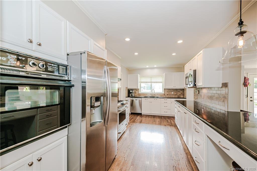 2518 Danbury Street Charlotte NC 28211
