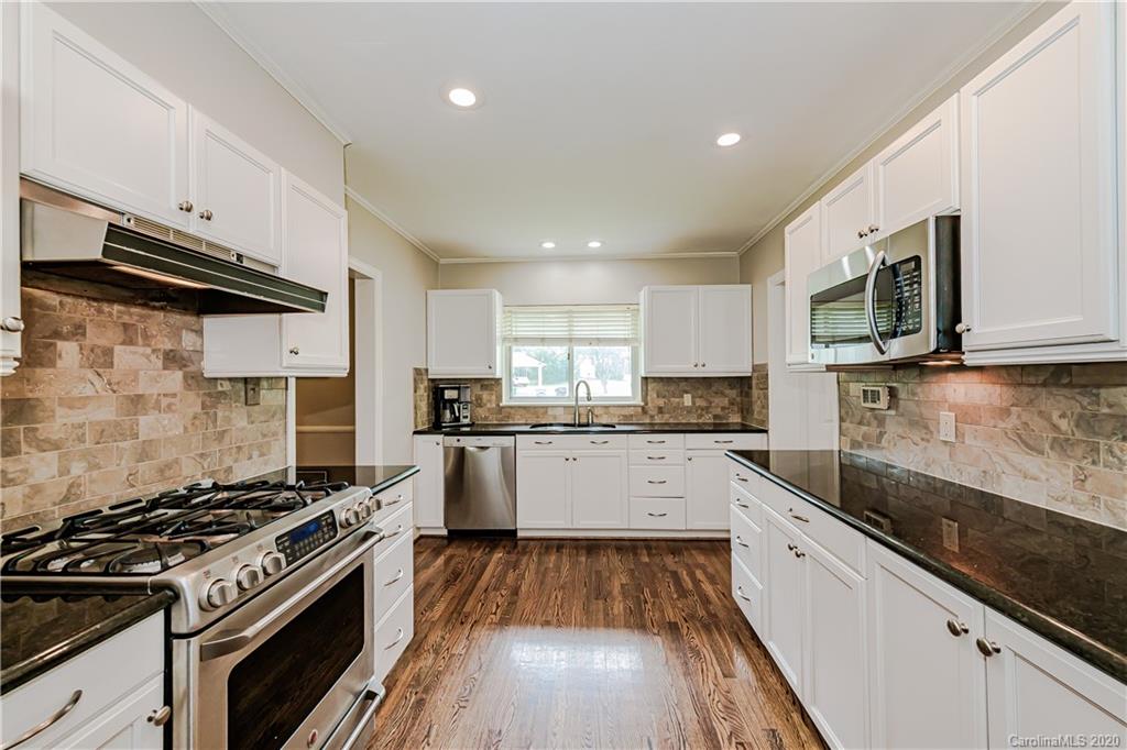 2518 Danbury Street Charlotte NC 28211