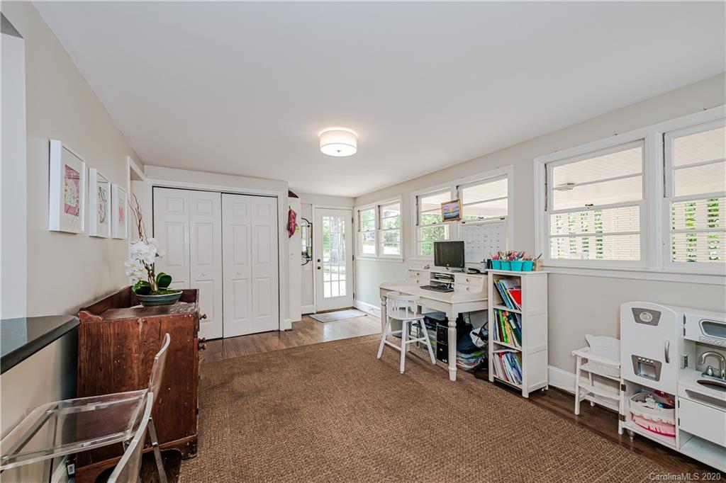 2518 Danbury Street Charlotte NC 28211