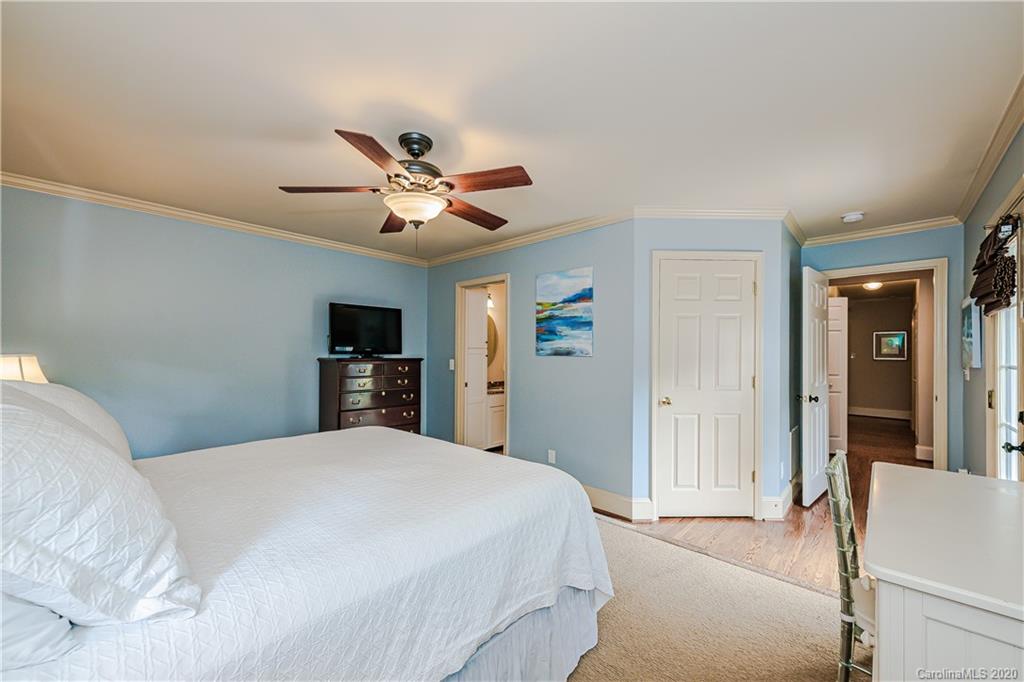 2518 Danbury Street Charlotte NC 28211
