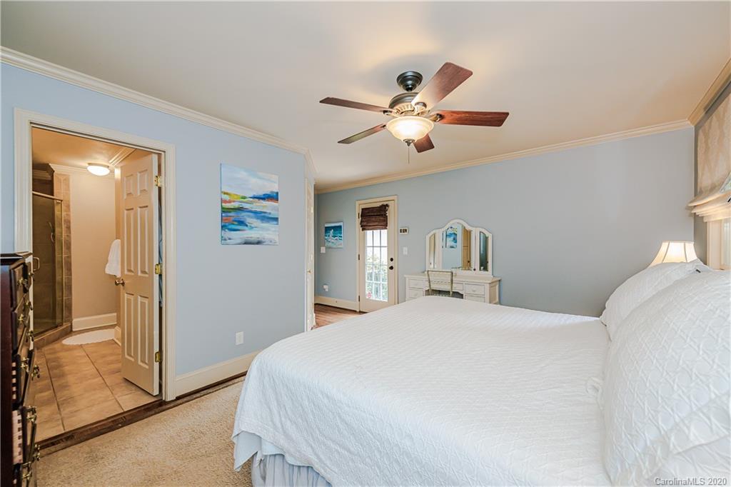 2518 Danbury Street Charlotte NC 28211