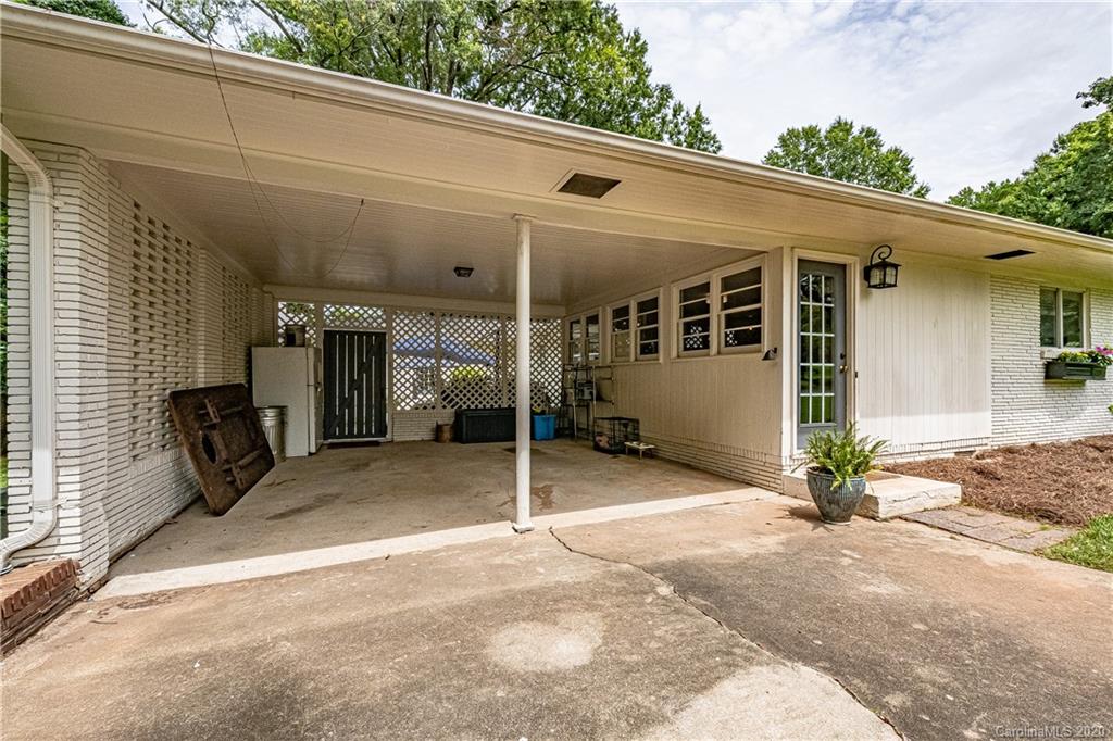 2518 Danbury Street Charlotte NC 28211