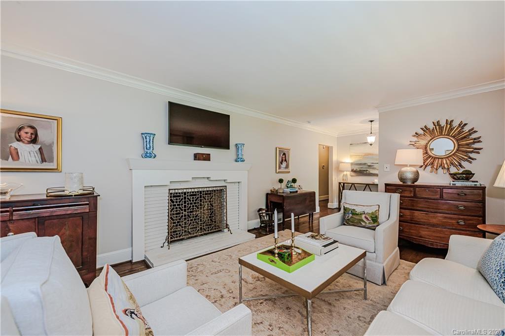 2518 Danbury Street Charlotte NC 28211