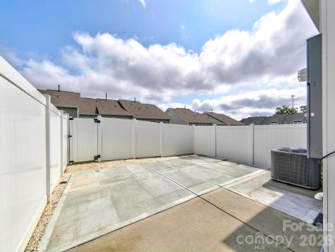 915 Emma Kate Court Lake Wylie SC 29710