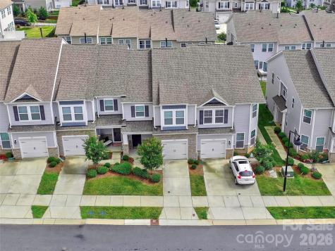 915 Emma Kate Court Lake Wylie SC 29710