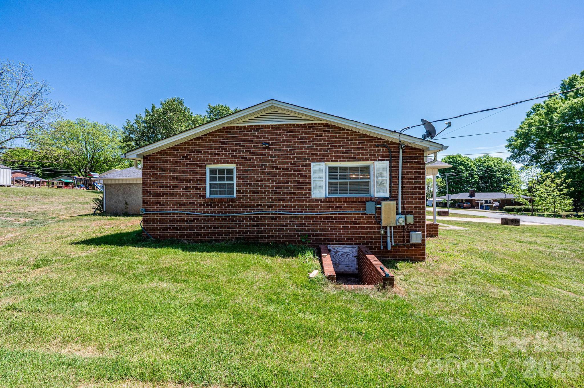 2984 Lutz Boulevard Newton NC 28658
