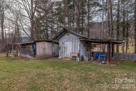 1496 Allens Creek Road Waynesville NC 28786