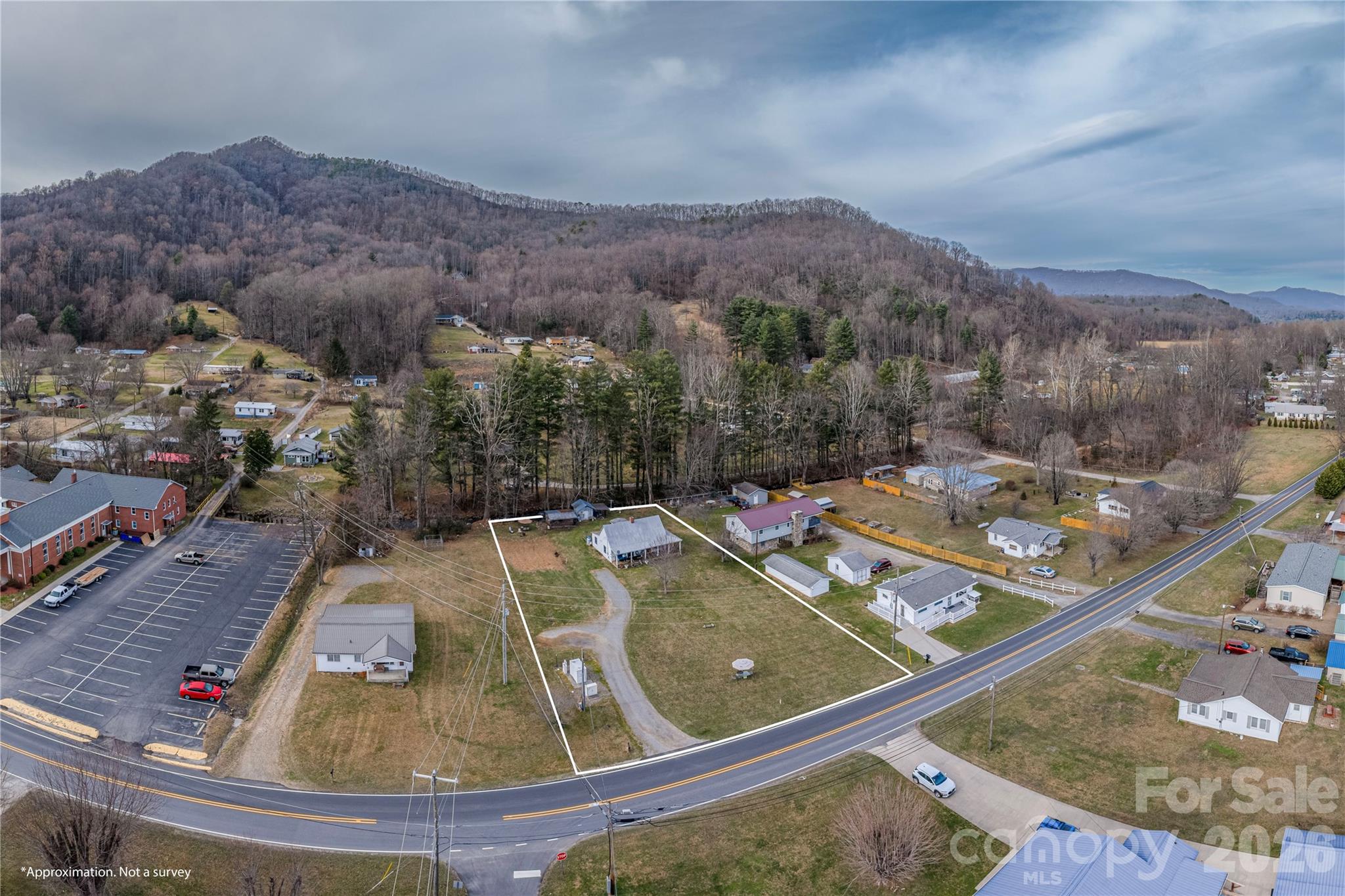1496 Allens Creek Road Waynesville NC 28786