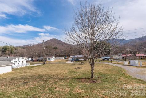 1496 Allens Creek Road Waynesville NC 28786