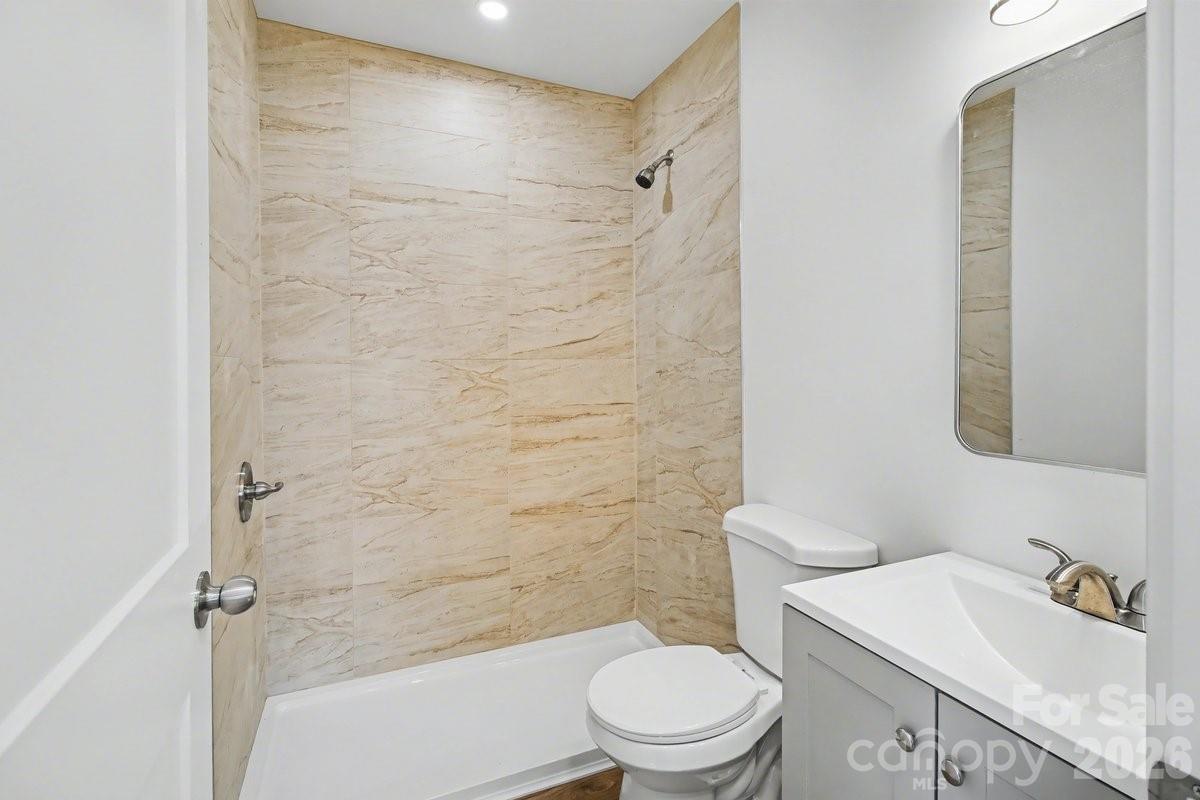 40 Evelake Drive Asheville NC 28806