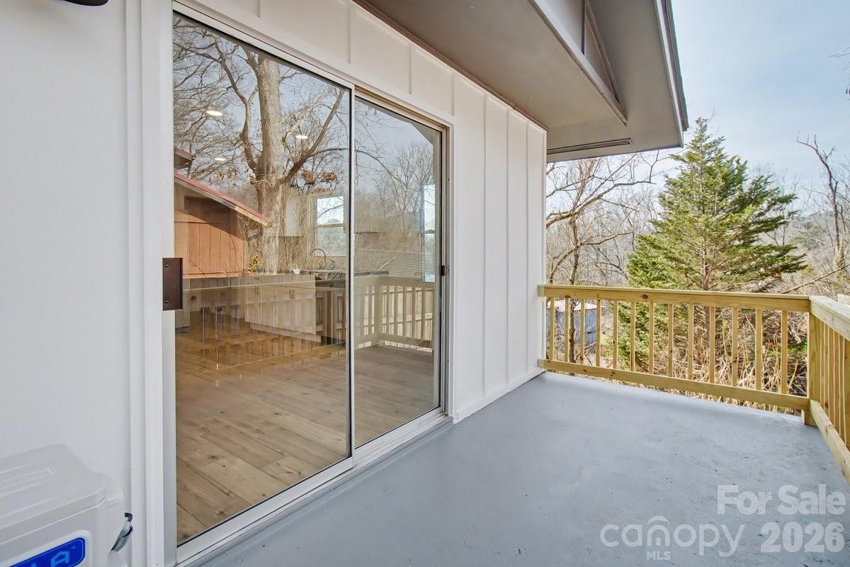 40 Evelake Drive Asheville NC 28806
