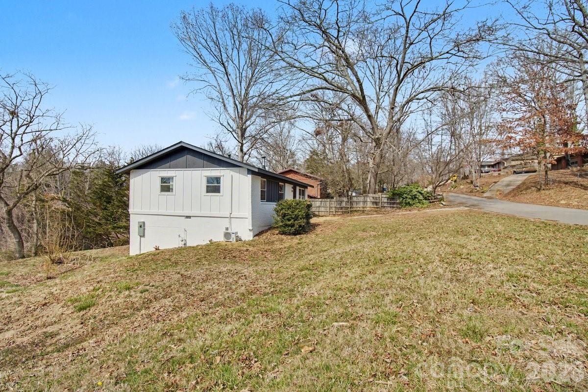 40 Evelake Drive Asheville NC 28806