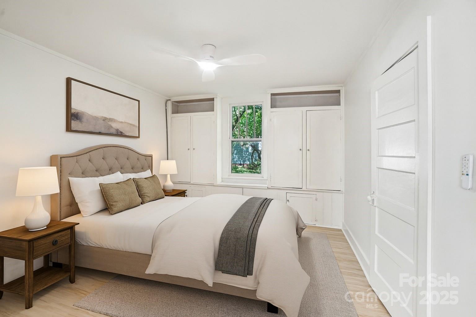 31 Oakwood Street Asheville NC 28806