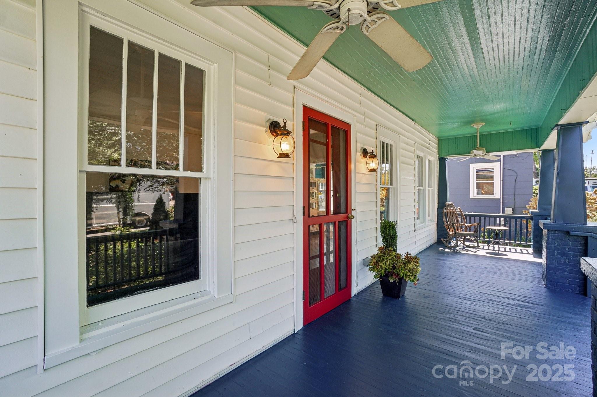 31 Oakwood Street Asheville NC 28806