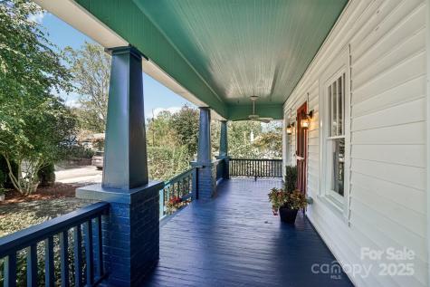 31 Oakwood Street Asheville NC 28806