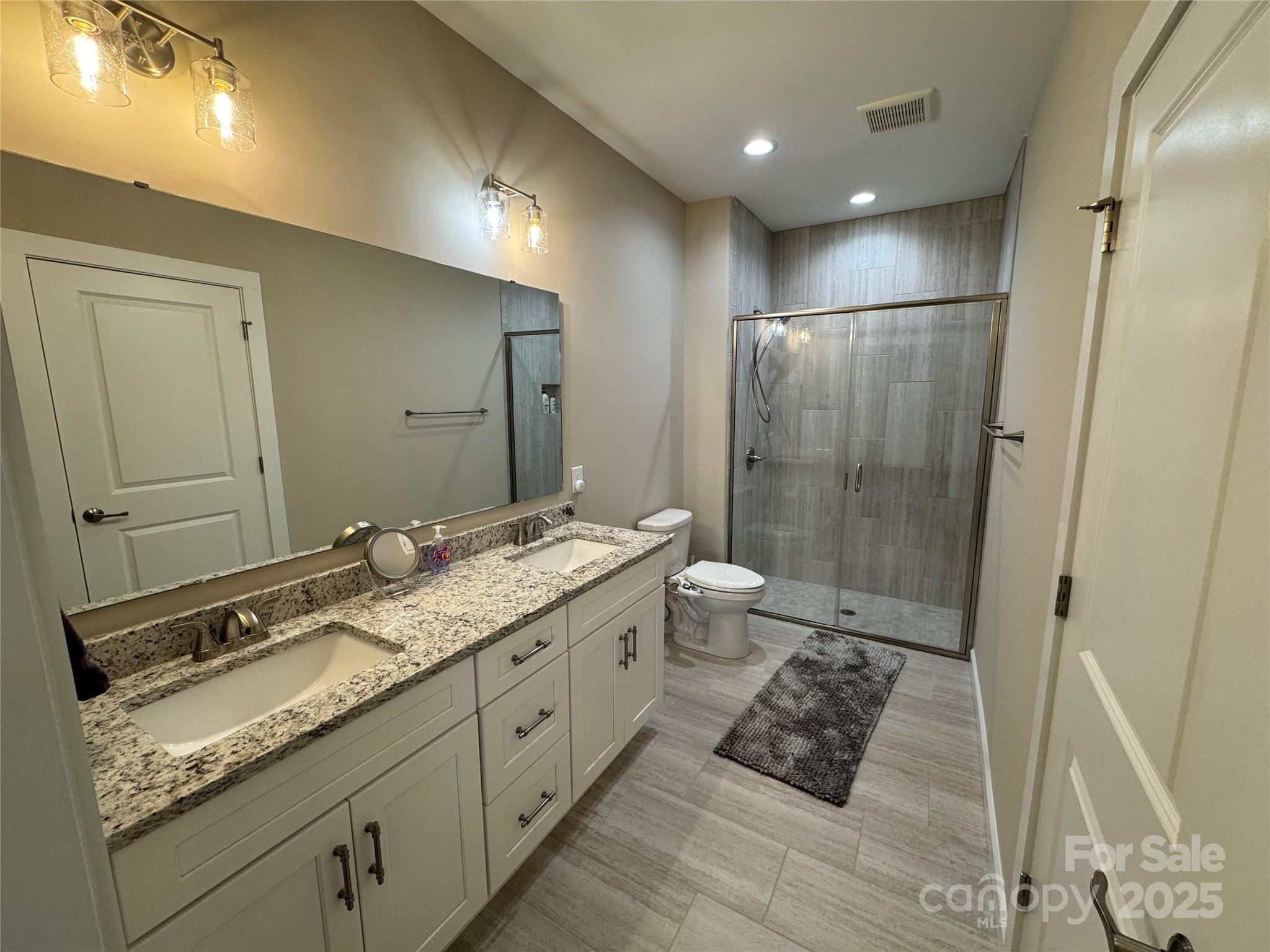 2822 15th Avenue Place SE Hickory NC 28602