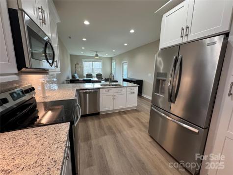 2822 15th Avenue Place SE Hickory NC 28602