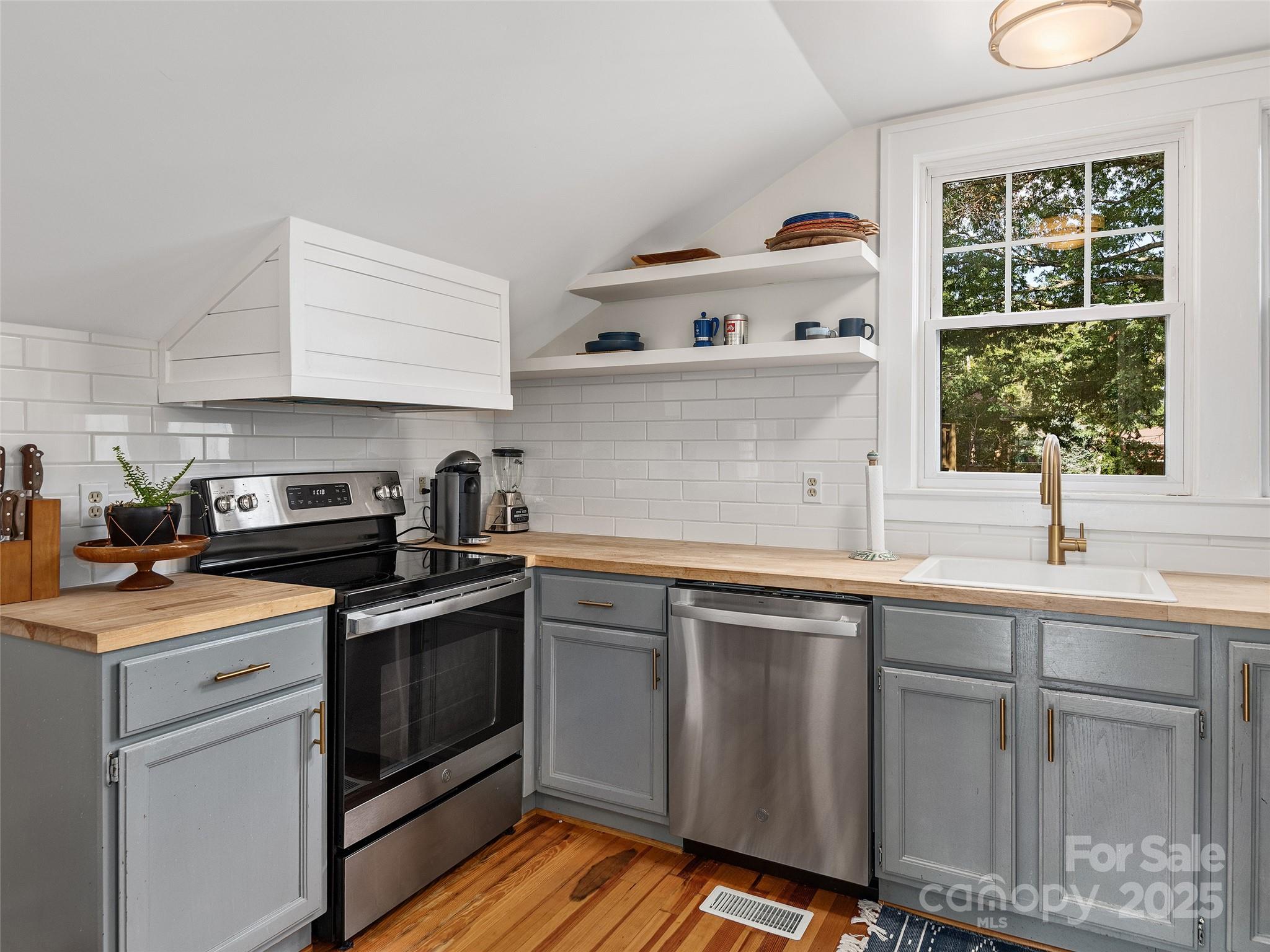 1389 Patton Avenue Asheville NC 28806