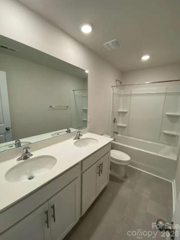 196 Marathon Lane Candler NC 28715