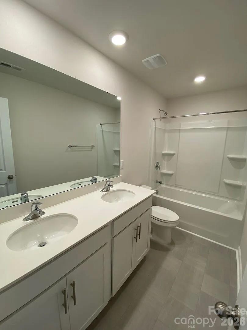 196 Marathon Lane Candler NC 28715