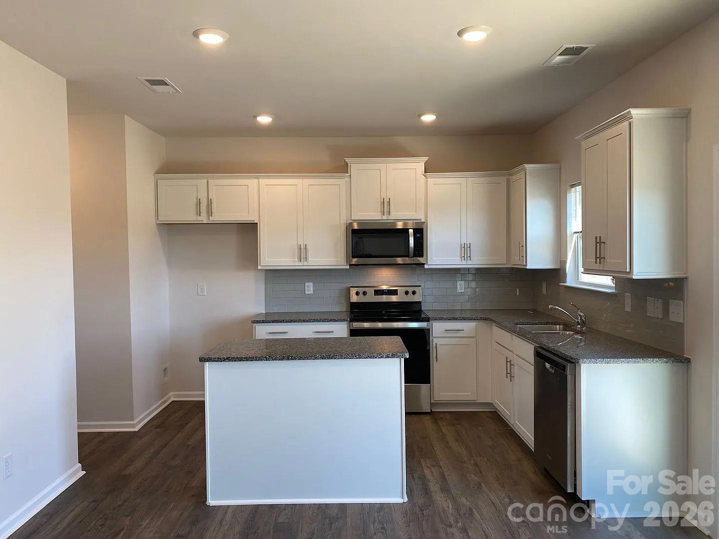 196 Marathon Lane Candler NC 28715