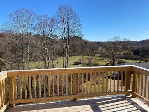 196 Marathon Lane Candler NC 28715