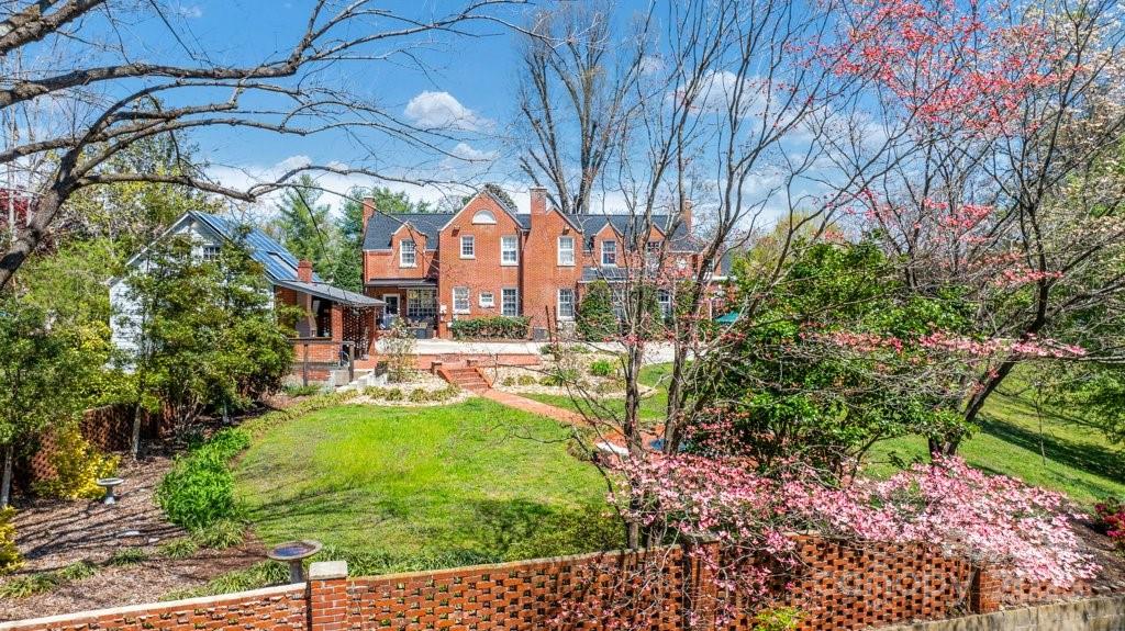 300 Morgan Street Marion NC 28752