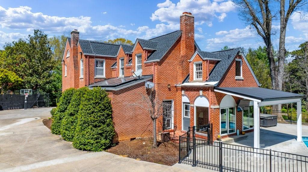 300 Morgan Street Marion NC 28752