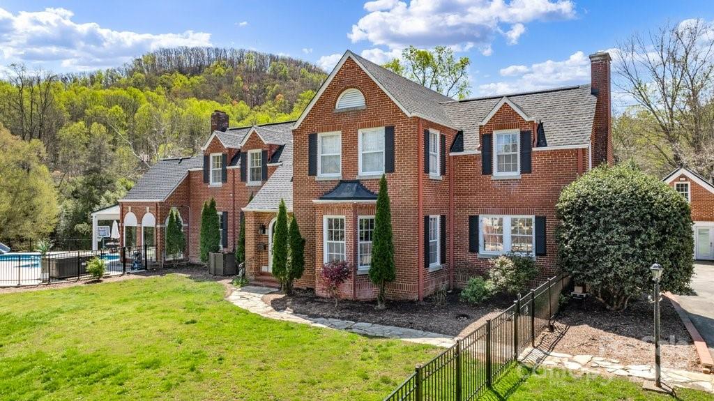 300 Morgan Street Marion NC 28752